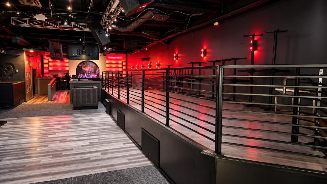 ONE Atlanta — mezzanine